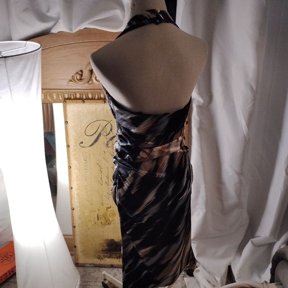 Silky Form Fitted Pin Up Vibe. Blues, Cream &  Browns. London Times Halter Dress - Picture 3 of 13